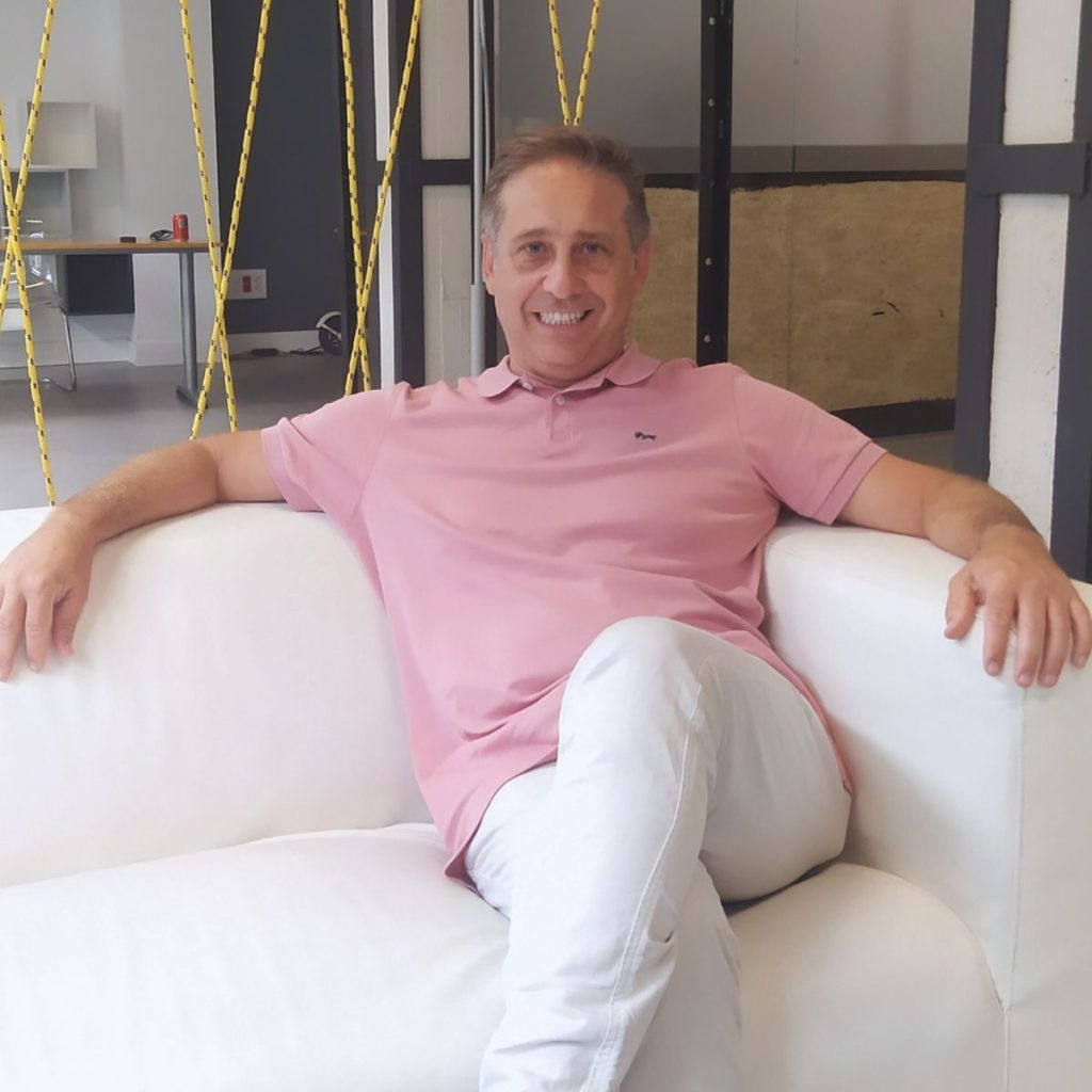 Entrevista a Vicente Quesada en las oficinas de Fastco España.